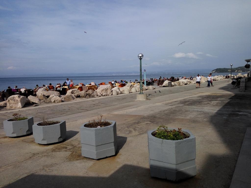 Piran Punta Beach Apartment Exterior foto
